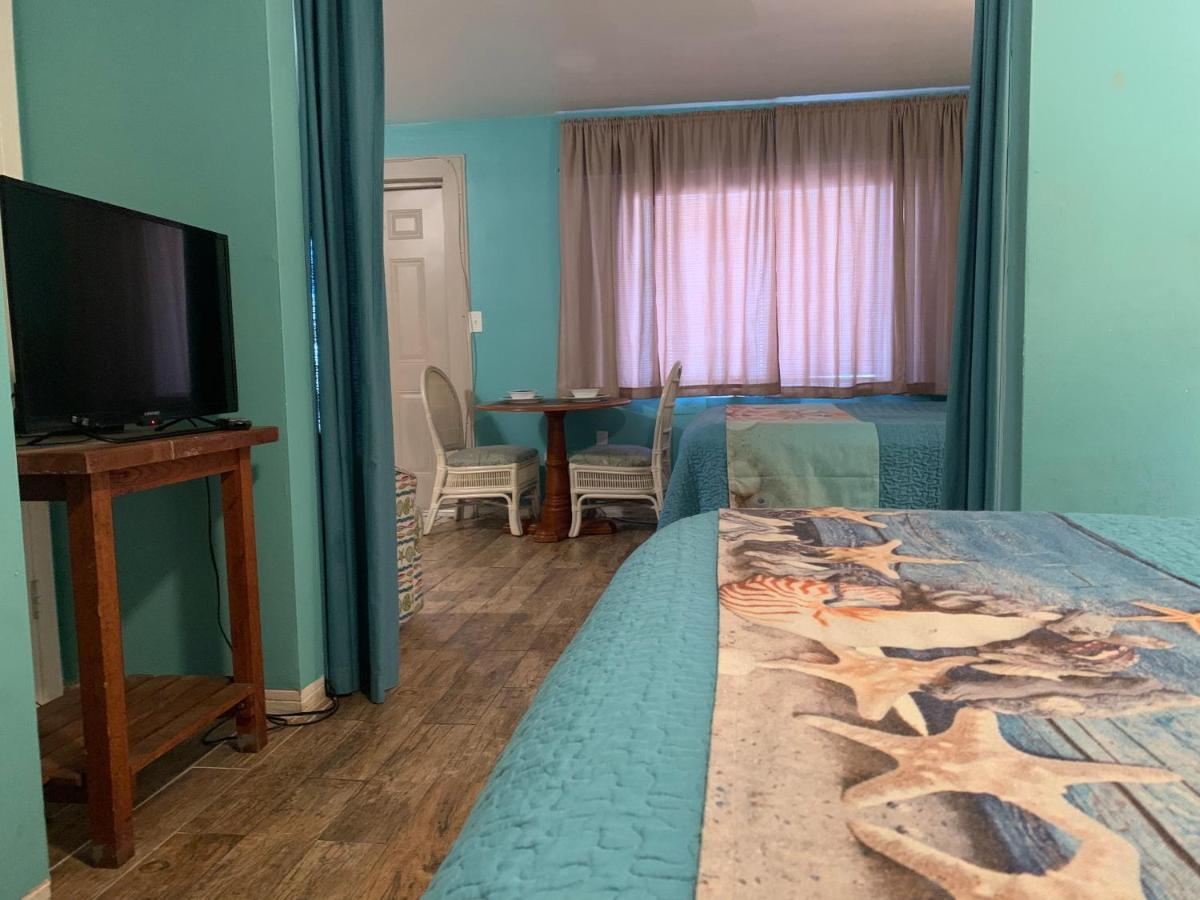 Michaels Siesta Motel Сент-Питерсберг Экстерьер фото